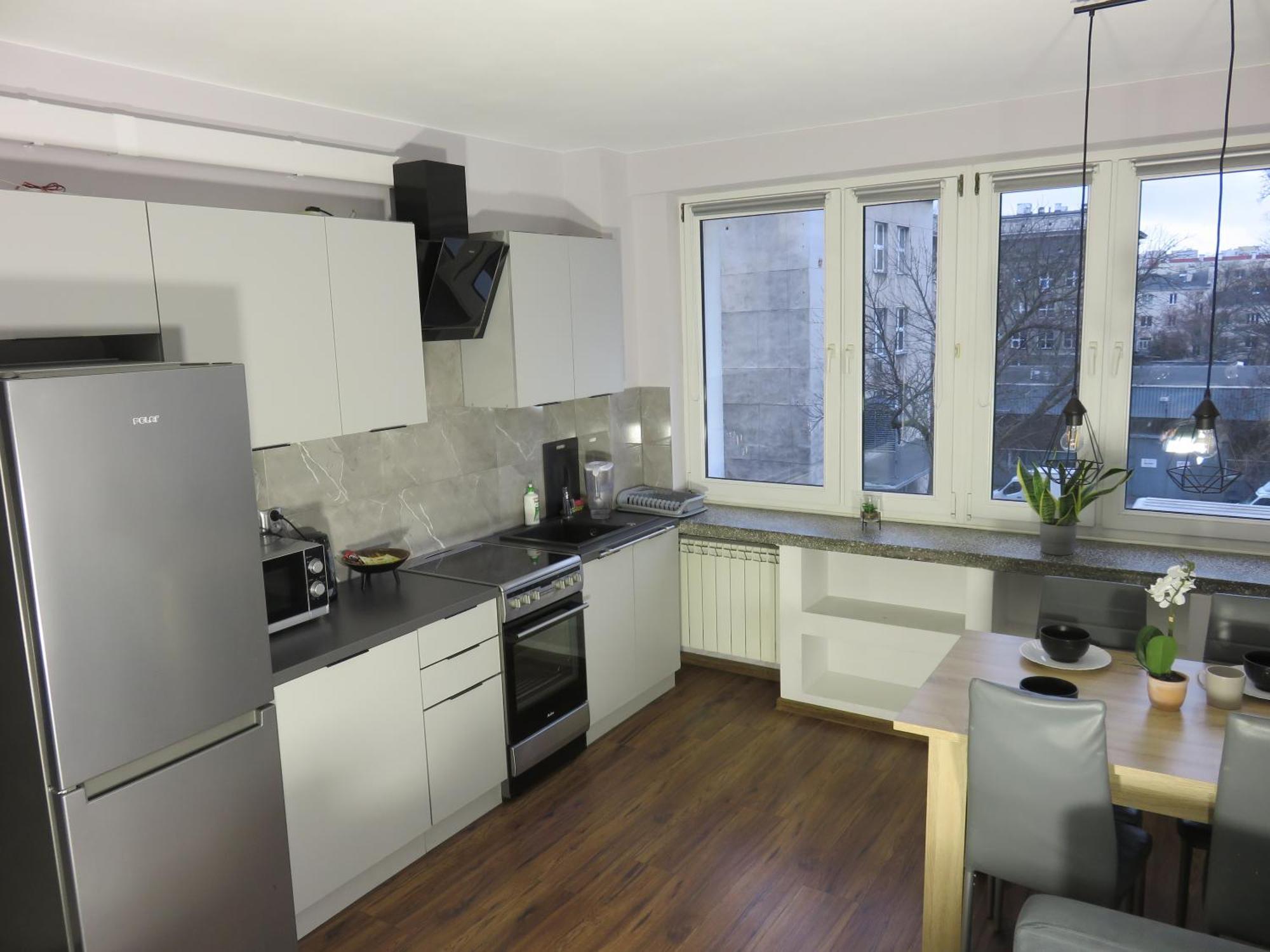 Uroczy Apartament Dla 4 Osob 바르샤바 외부 사진