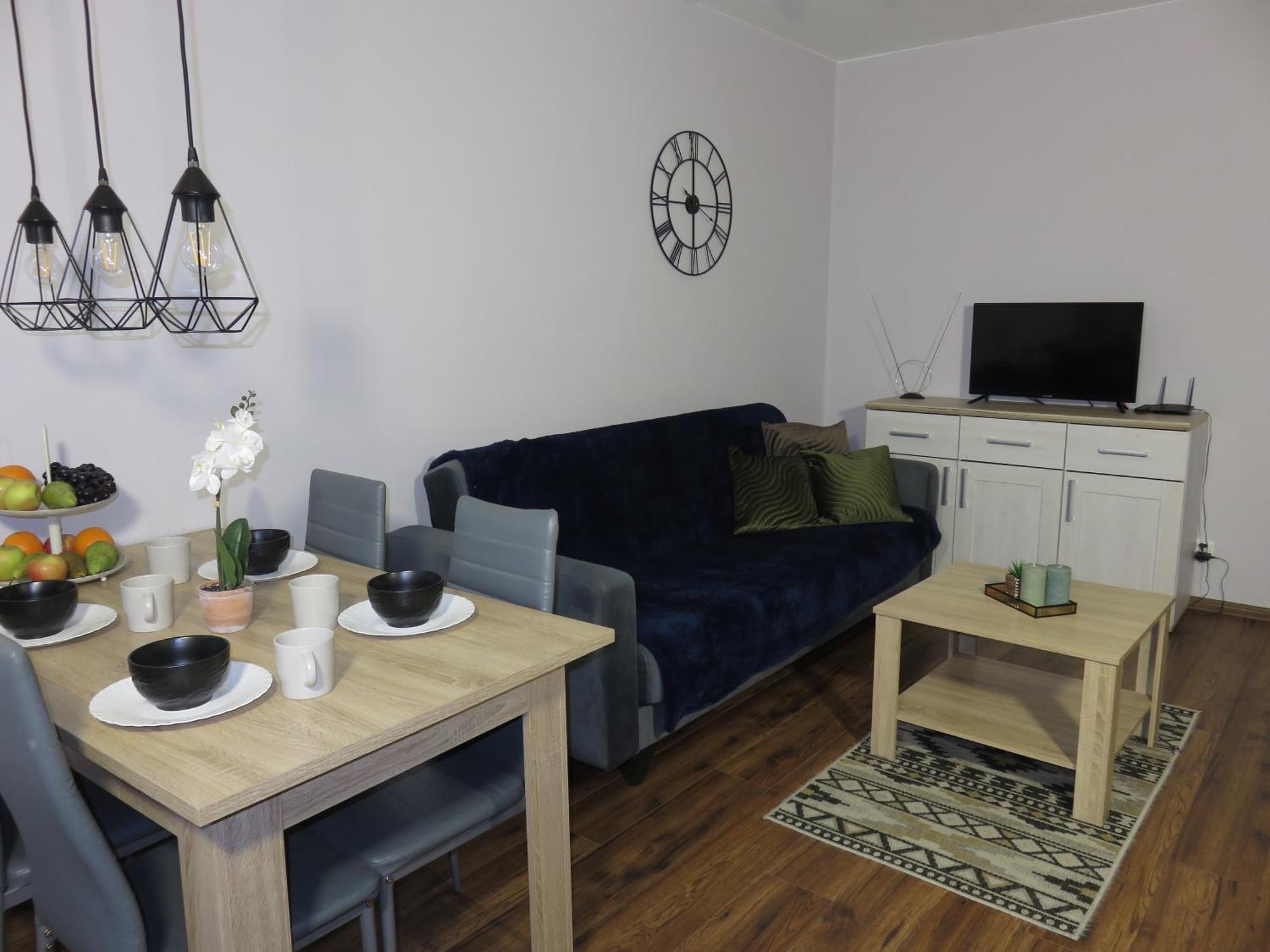 Uroczy Apartament Dla 4 Osob 바르샤바 외부 사진