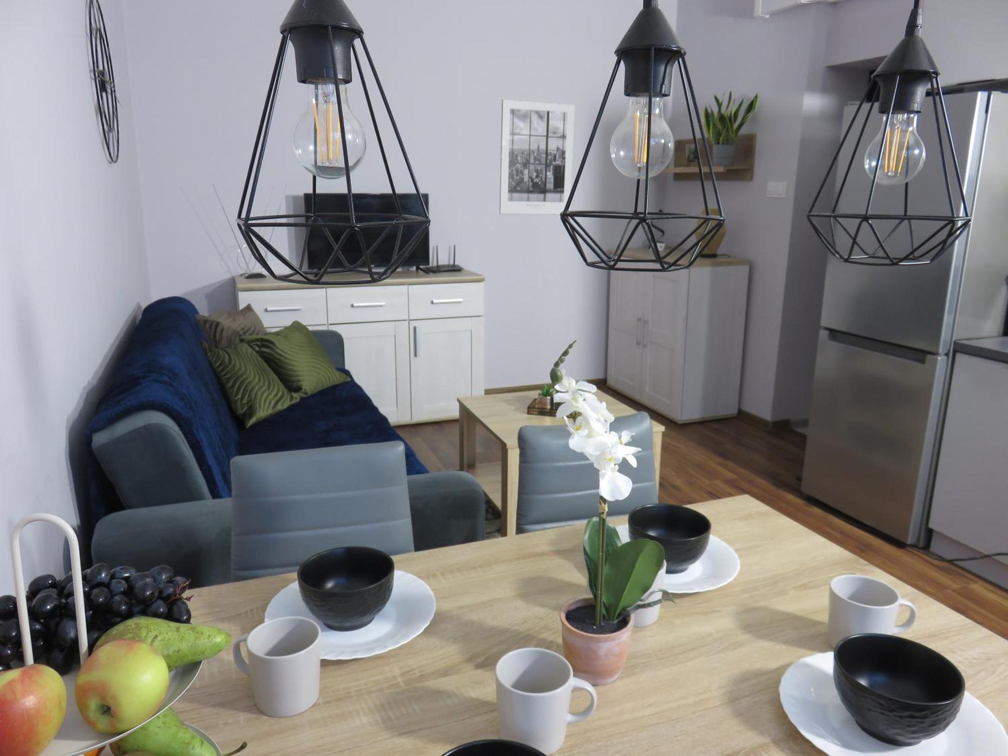 Uroczy Apartament Dla 4 Osob 바르샤바 외부 사진