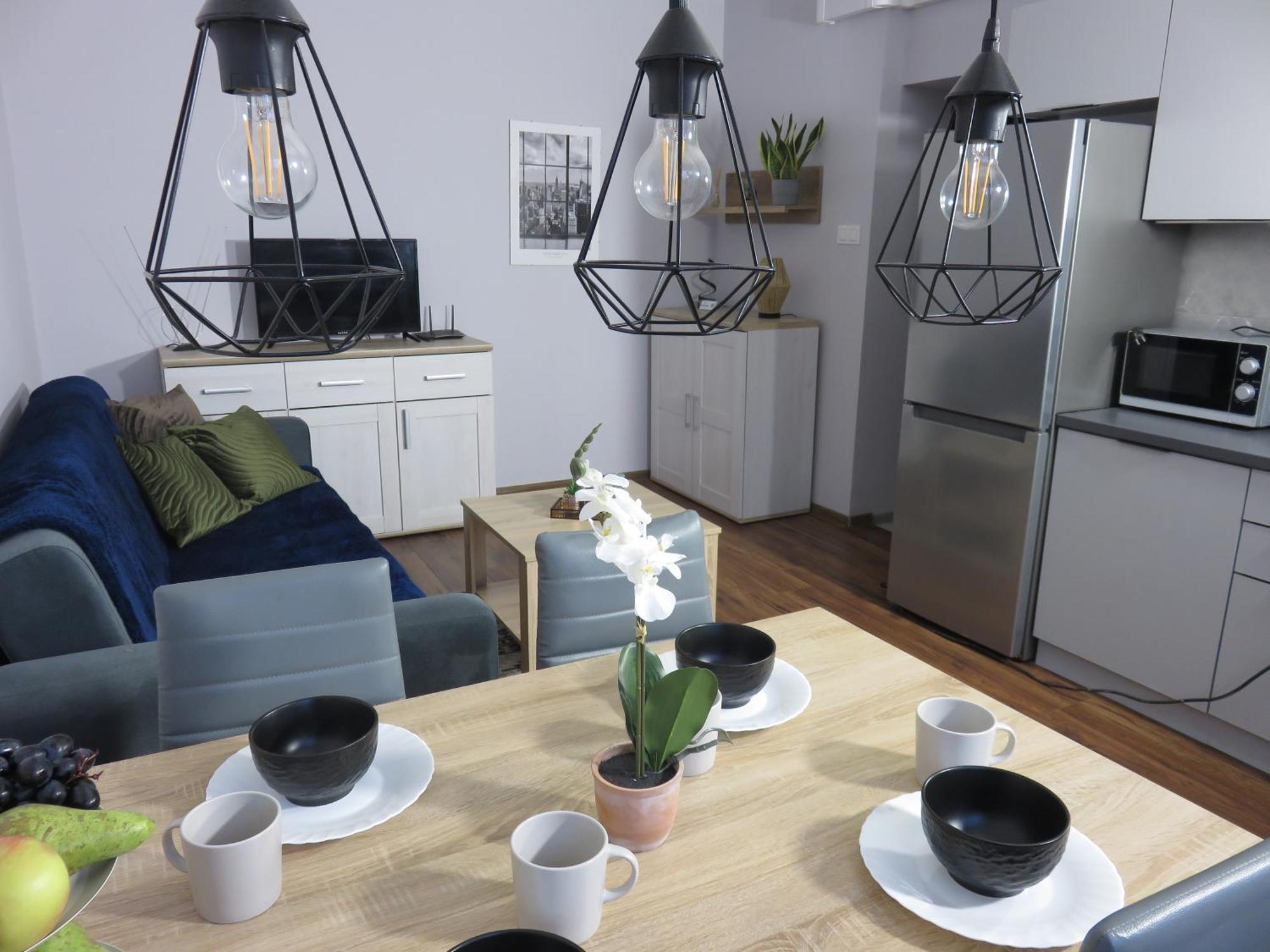 Uroczy Apartament Dla 4 Osob 바르샤바 외부 사진